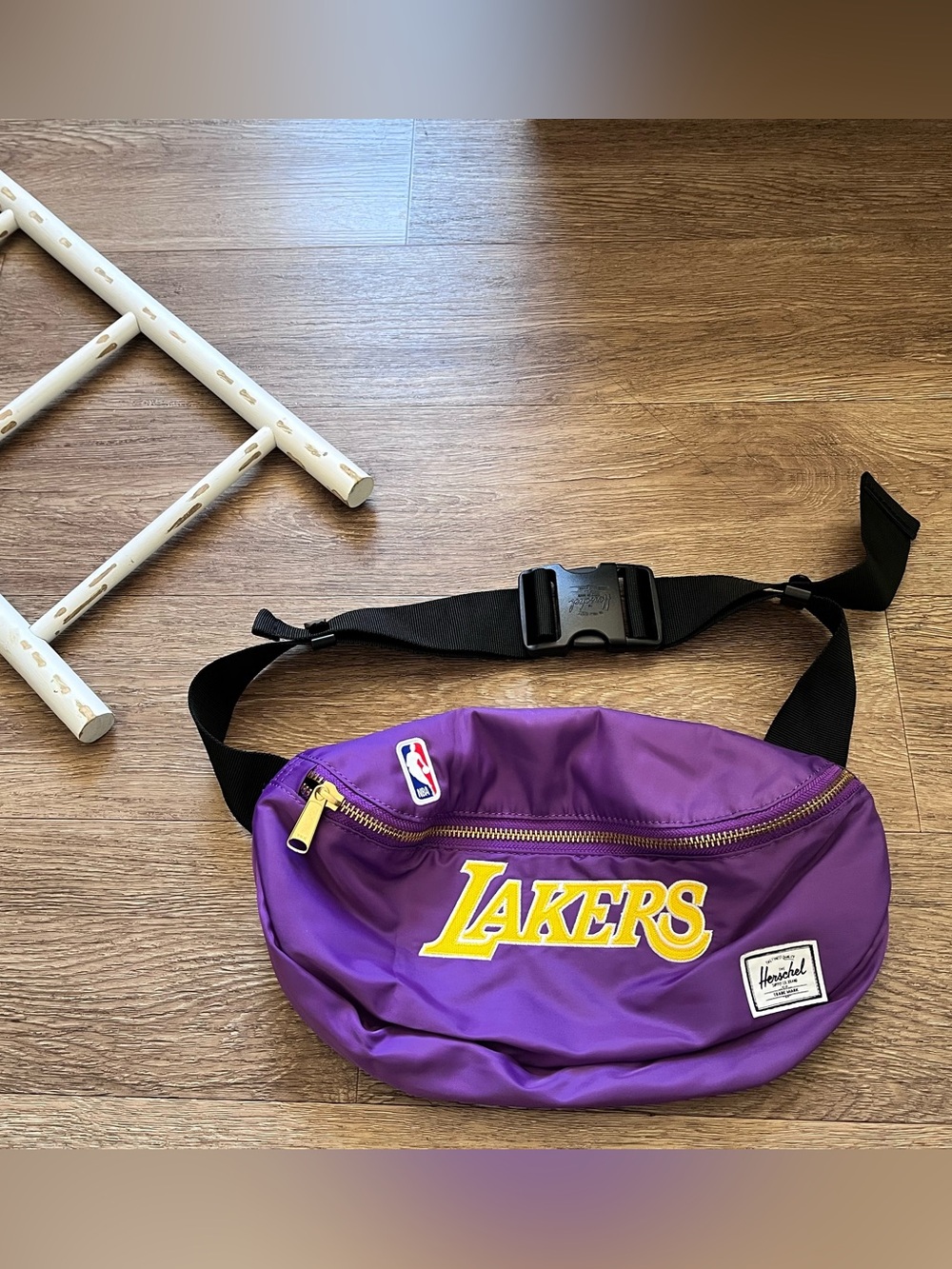 Herschel Supply Co. Los Angeles Lakers Purple Hipsack